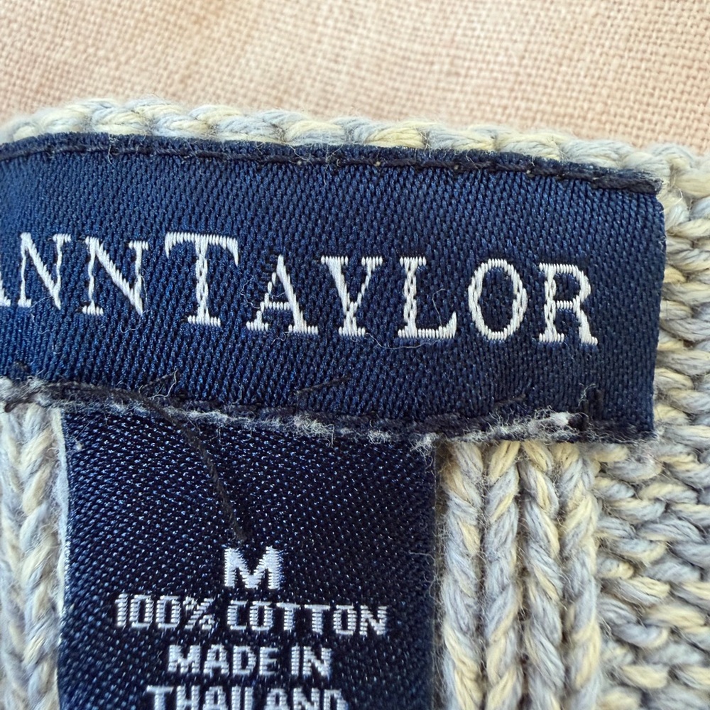 Ann Taylor Light Gray Ribbed Sweater - Picture 4 of 4